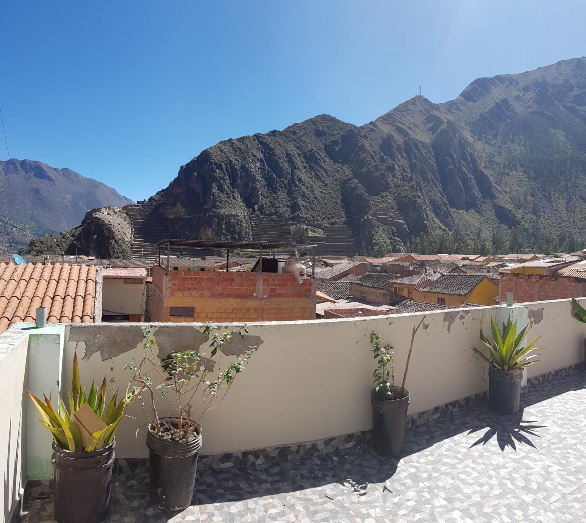 Hostal Apu Qhawarina Ollantaytambo Eksteriør bilde