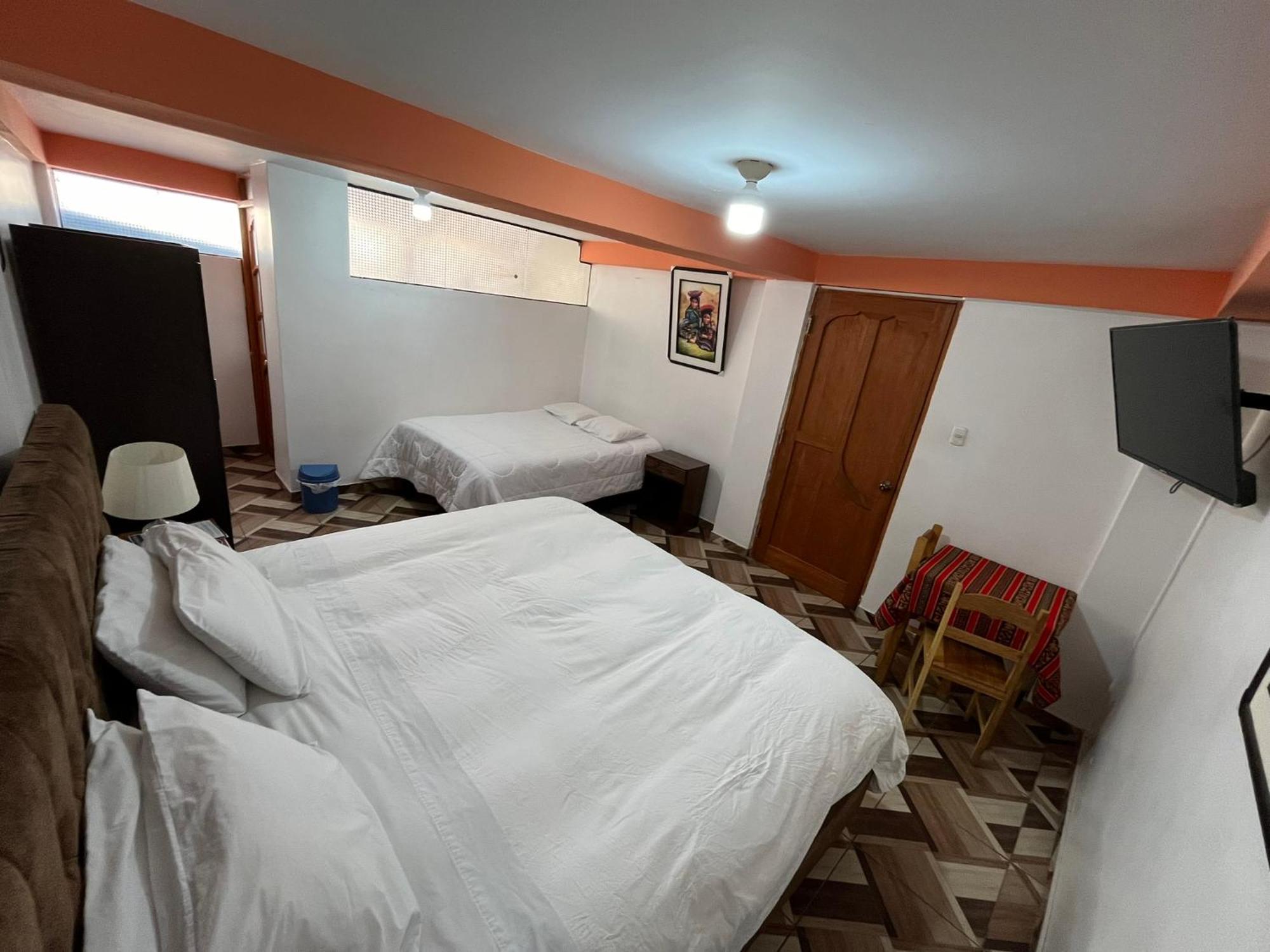 Hostal Apu Qhawarina Ollantaytambo Eksteriør bilde
