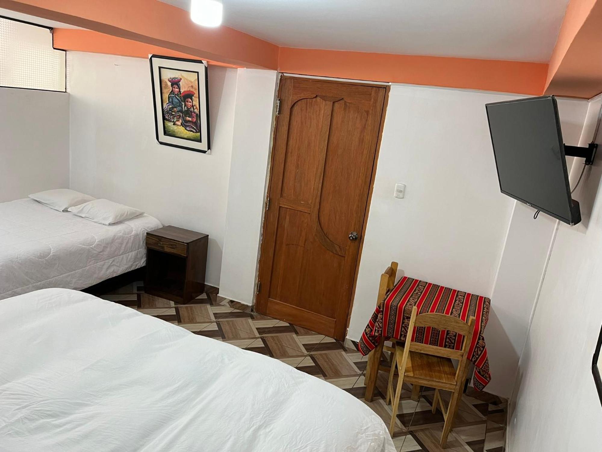 Hostal Apu Qhawarina Ollantaytambo Eksteriør bilde