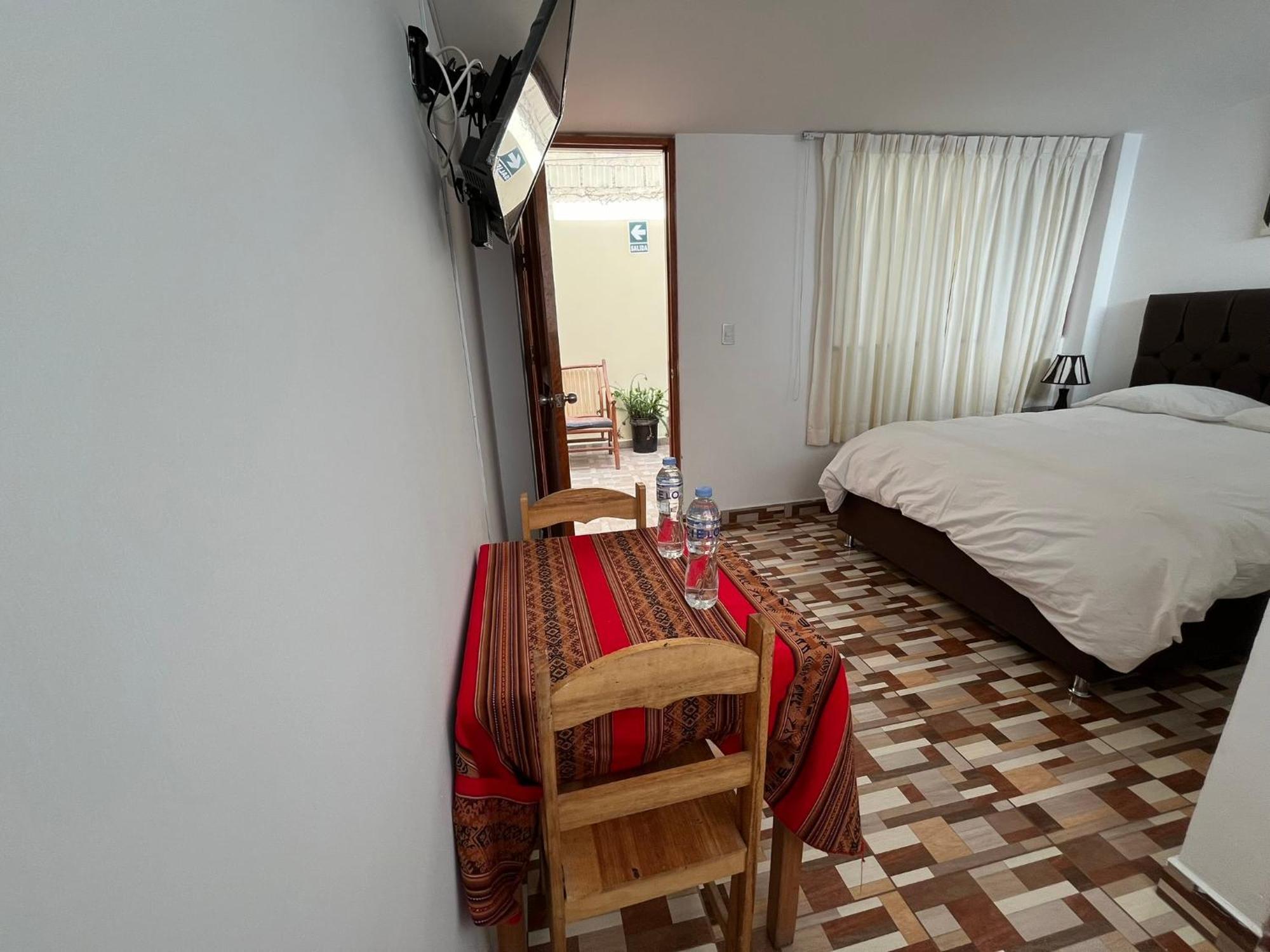 Hostal Apu Qhawarina Ollantaytambo Eksteriør bilde