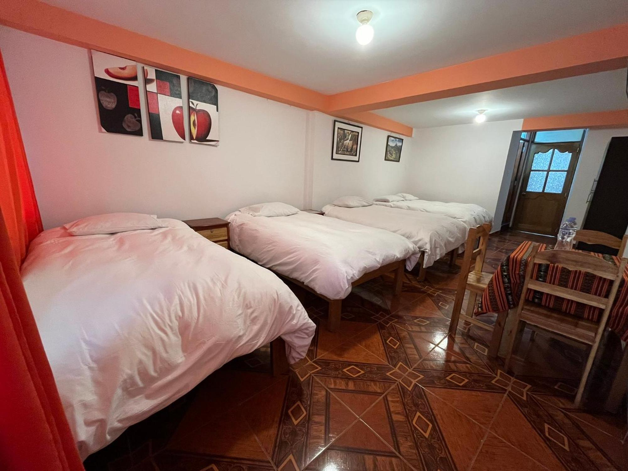 Hostal Apu Qhawarina Ollantaytambo Eksteriør bilde