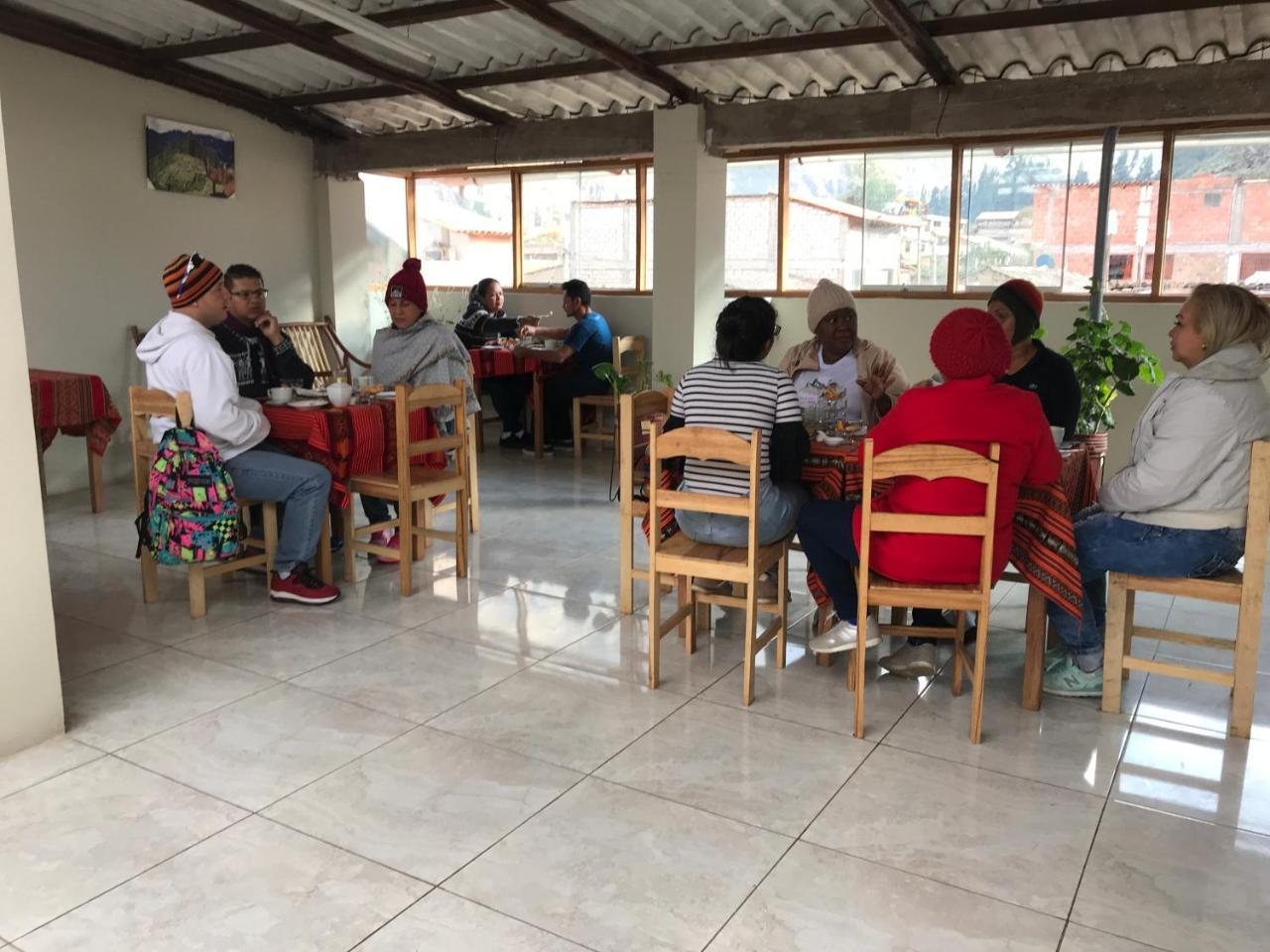 Hostal Apu Qhawarina Ollantaytambo Eksteriør bilde